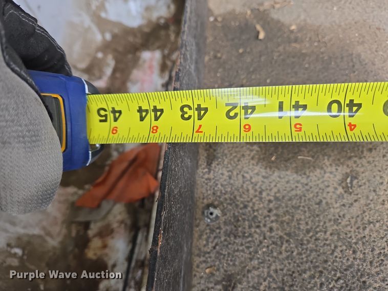 image for item EC4008 2014 Chevrolet Silverado 1500 pickup truck