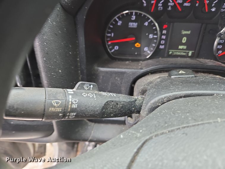 image for item EC4008 2014 Chevrolet Silverado 1500 pickup truck