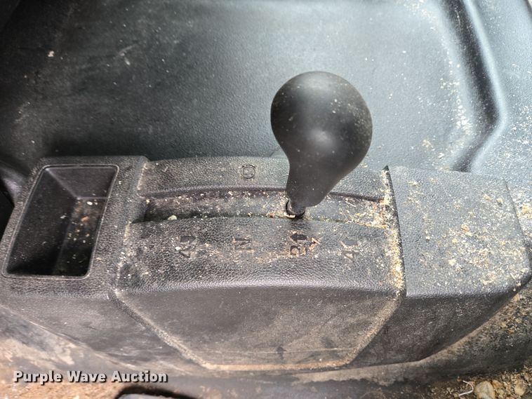 image for item EC4008 2014 Chevrolet Silverado 1500 pickup truck