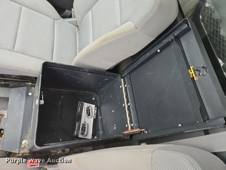 image for item EC4008 2014 Chevrolet Silverado 1500 pickup truck