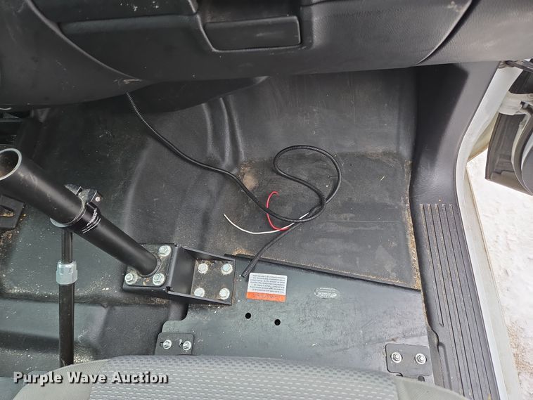 image for item EC4008 2014 Chevrolet Silverado 1500 pickup truck