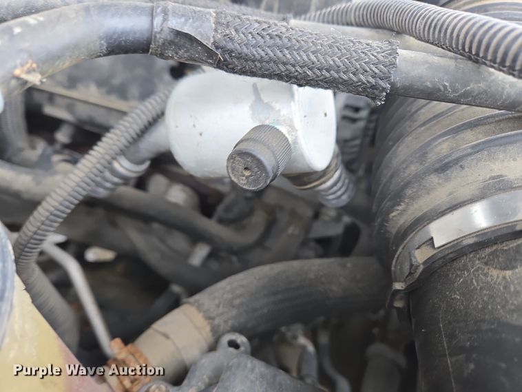 image for item EC4008 2014 Chevrolet Silverado 1500 pickup truck