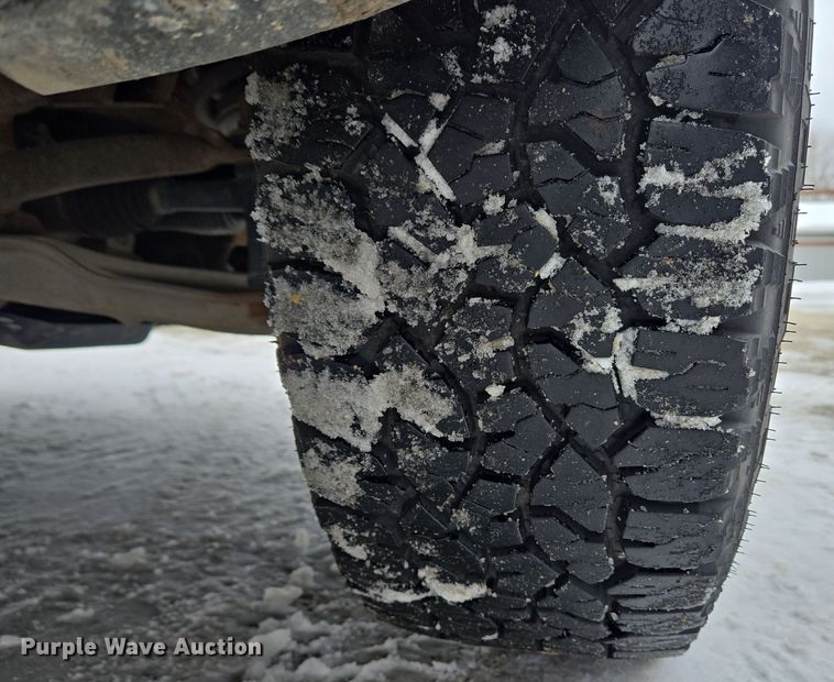 image for item EC4008 2014 Chevrolet Silverado 1500 pickup truck