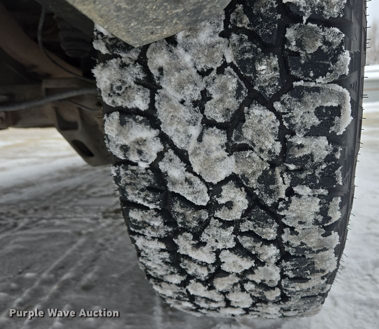 image for item EC4008 2014 Chevrolet Silverado 1500 pickup truck