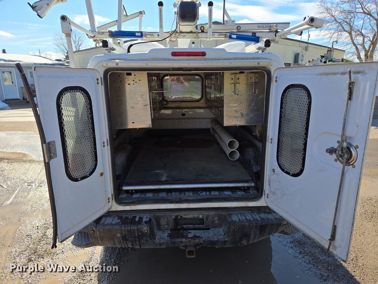 image for item EC4021 2015 Chevrolet Silverado 1500 utility bed pickup truck