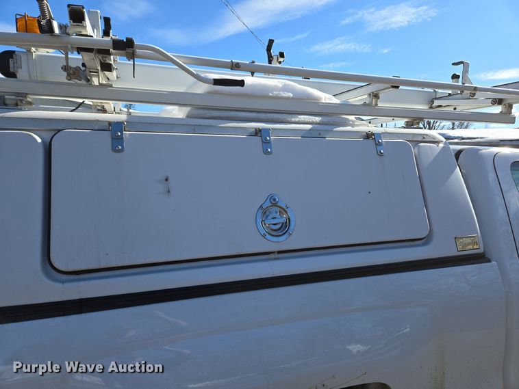 image for item EC4021 2015 Chevrolet Silverado 1500 utility bed pickup truck