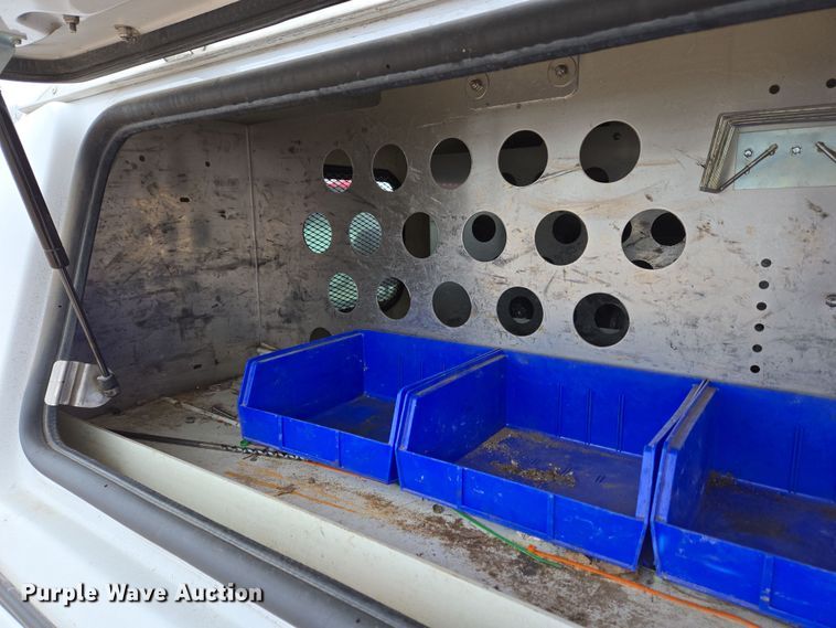 image for item EC4023 2014 Chevrolet Silverado 1500 utility bed pickup truck