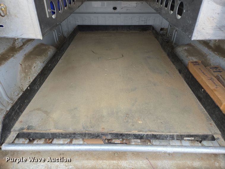 image for item EC4023 2014 Chevrolet Silverado 1500 utility bed pickup truck