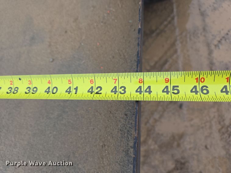 image for item EC4023 2014 Chevrolet Silverado 1500 utility bed pickup truck