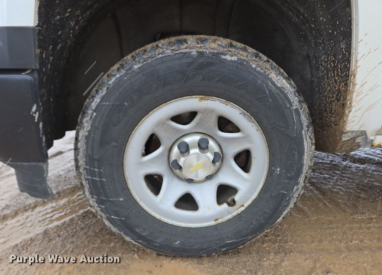 image for item EC4023 2014 Chevrolet Silverado 1500 utility bed pickup truck