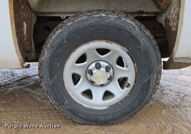 image for item EC4023 2014 Chevrolet Silverado 1500 utility bed pickup truck