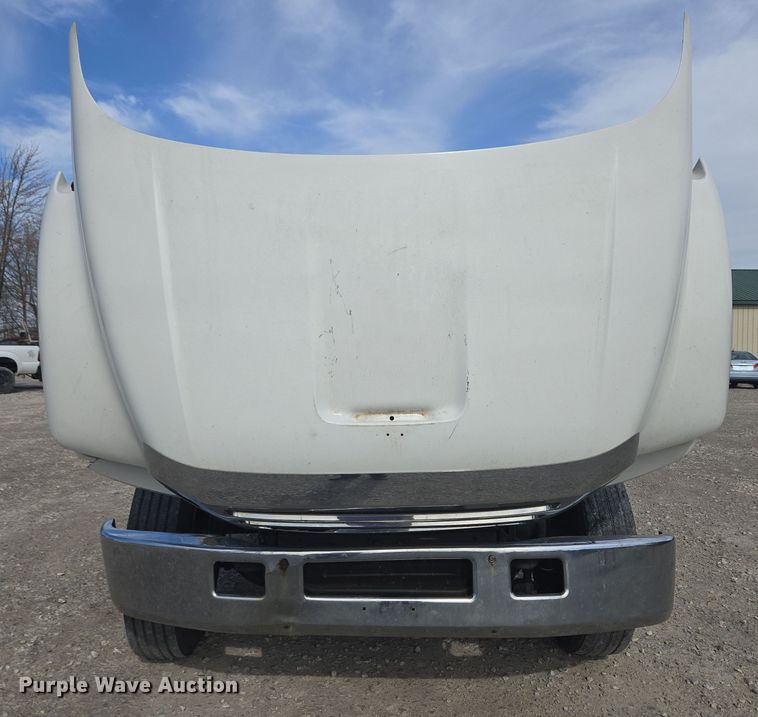 image for item EC4155 2005 Ford F650 Super Duty rollback truck