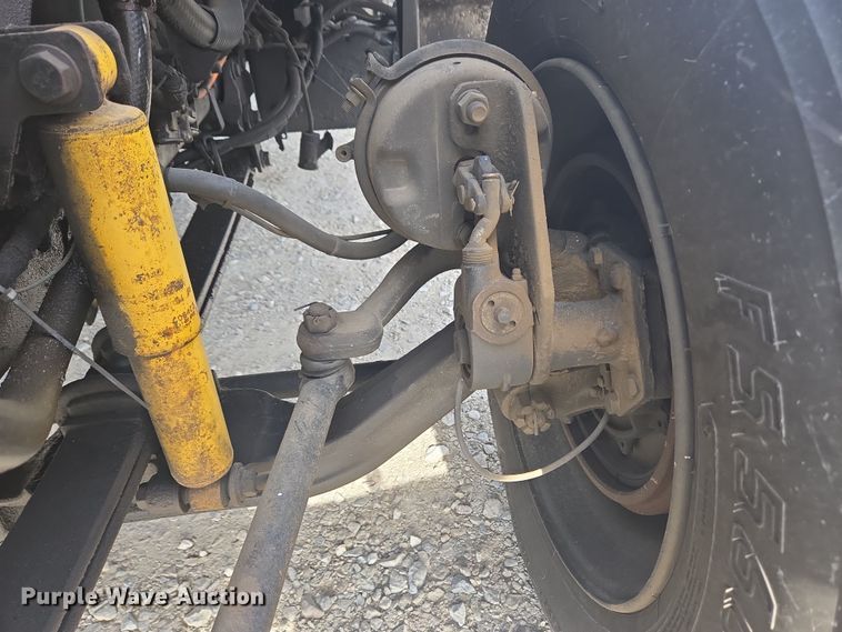 image for item EC4155 2005 Ford F650 Super Duty rollback truck