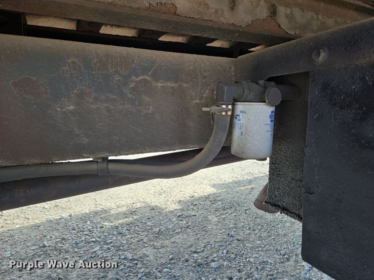 image for item EC4155 2005 Ford F650 Super Duty rollback truck