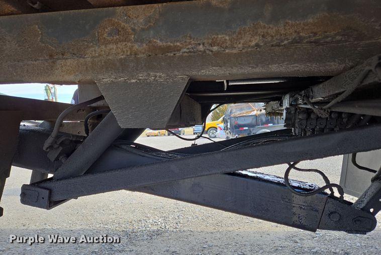 image for item EC4155 2005 Ford F650 Super Duty rollback truck