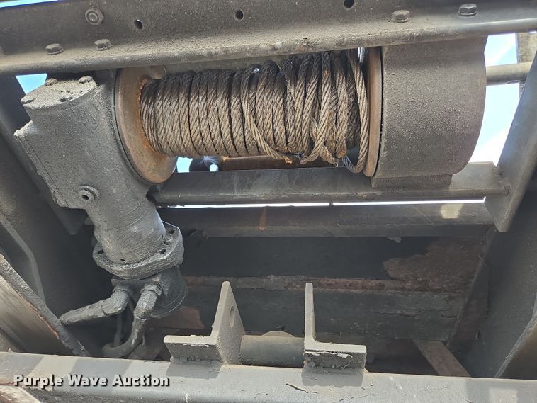 image for item EC4155 2005 Ford F650 Super Duty rollback truck