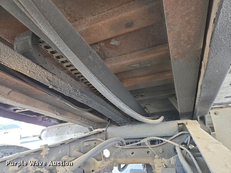 image for item EC4155 2005 Ford F650 Super Duty rollback truck