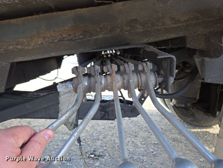 image for item EC4155 2005 Ford F650 Super Duty rollback truck