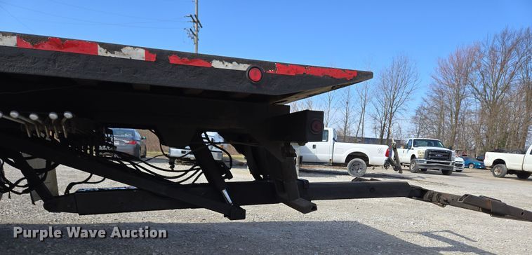 image for item EC4155 2005 Ford F650 Super Duty rollback truck