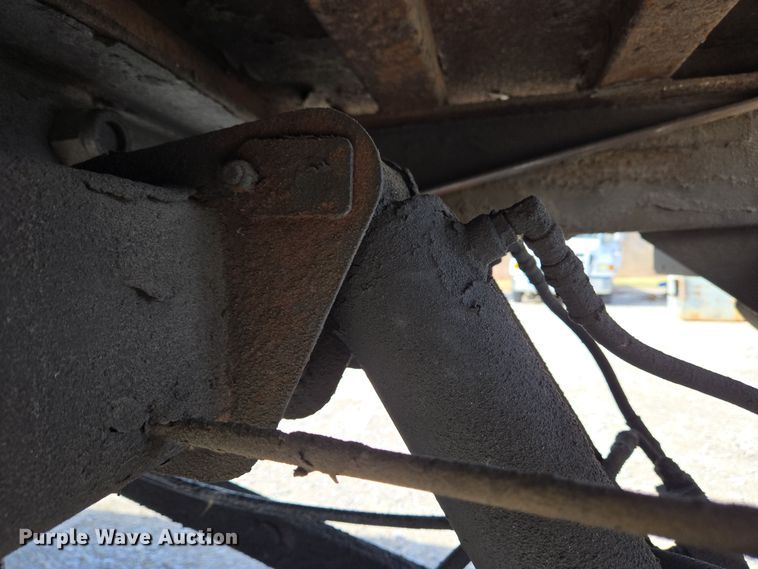 image for item EC4155 2005 Ford F650 Super Duty rollback truck