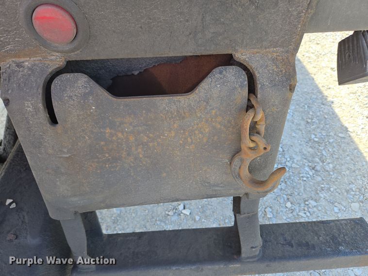 image for item EC4155 2005 Ford F650 Super Duty rollback truck