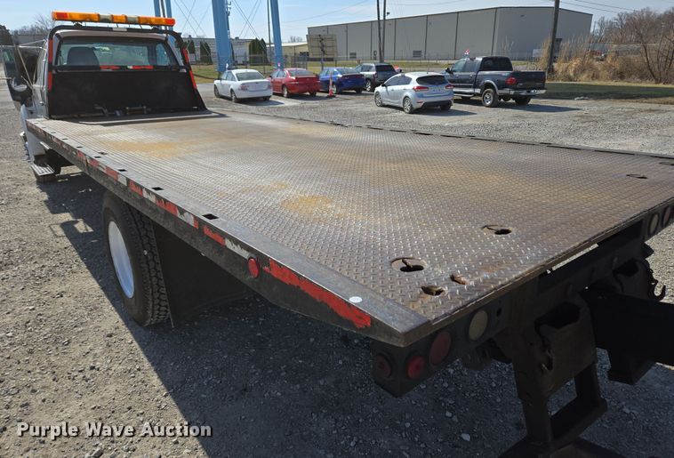image for item EC4155 2005 Ford F650 Super Duty rollback truck