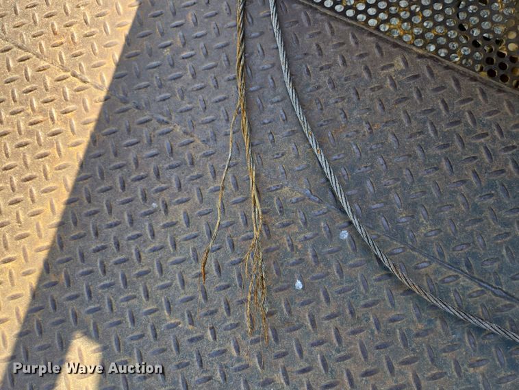 image for item EC4155 2005 Ford F650 Super Duty rollback truck