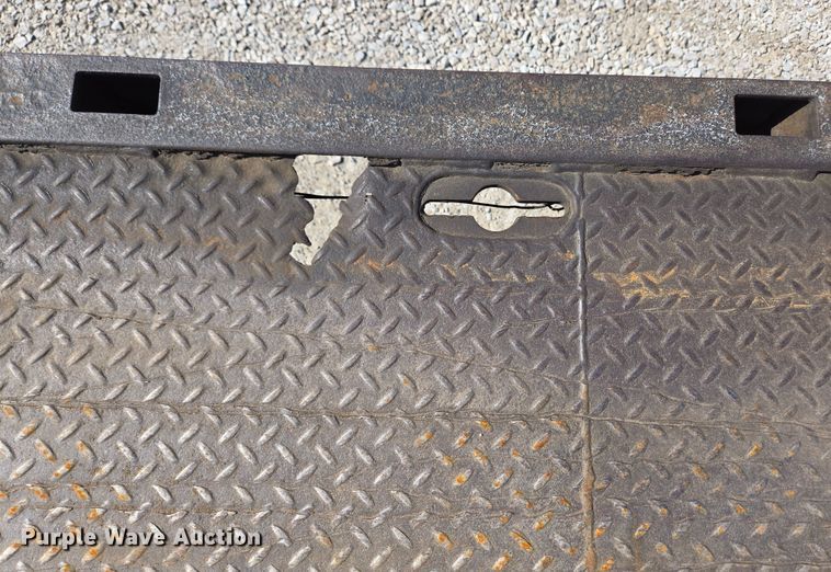 image for item EC4155 2005 Ford F650 Super Duty rollback truck