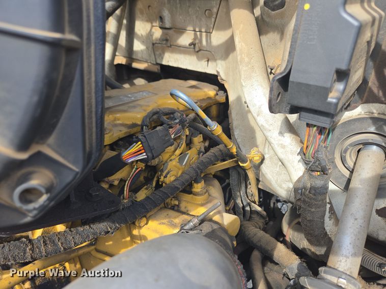 image for item EC4155 2005 Ford F650 Super Duty rollback truck