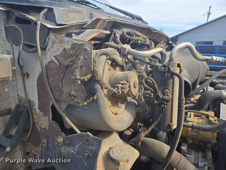 image for item EC4155 2005 Ford F650 Super Duty rollback truck