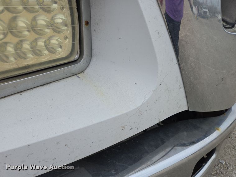 image for item EC4156 2004 Ford F650 Super Duty rollback truck