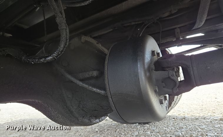 image for item EC4156 2004 Ford F650 Super Duty rollback truck