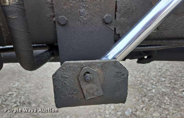 image for item EC4156 2004 Ford F650 Super Duty rollback truck