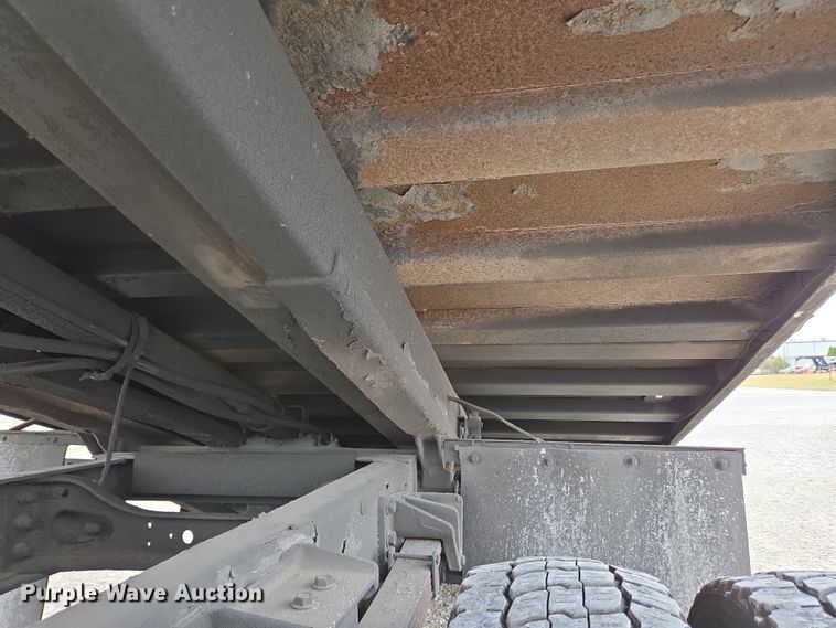 image for item EC4156 2004 Ford F650 Super Duty rollback truck