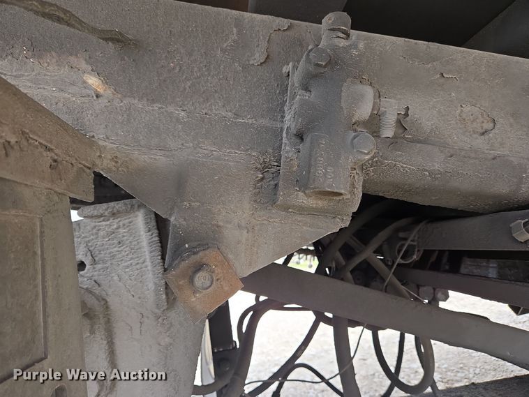 image for item EC4156 2004 Ford F650 Super Duty rollback truck