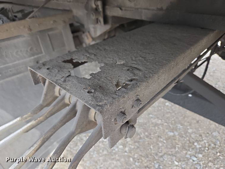 image for item EC4156 2004 Ford F650 Super Duty rollback truck