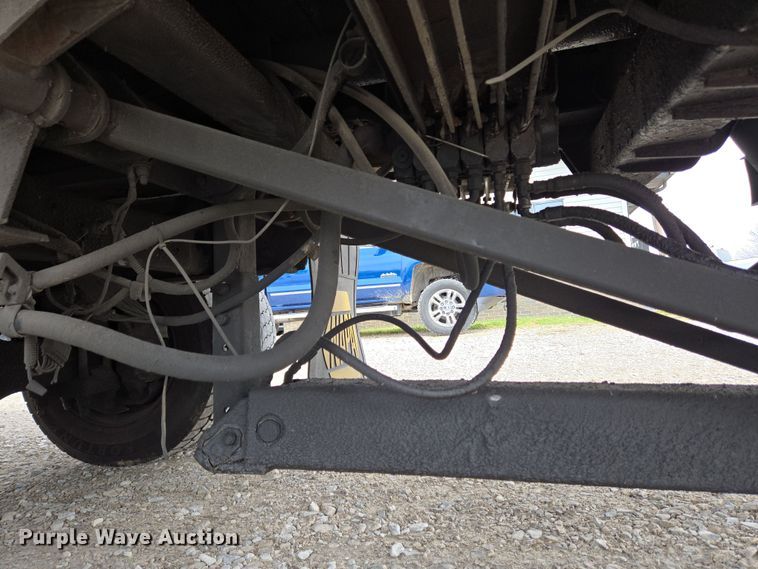 image for item EC4156 2004 Ford F650 Super Duty rollback truck