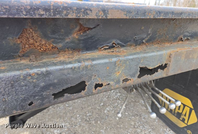 image for item EC4156 2004 Ford F650 Super Duty rollback truck