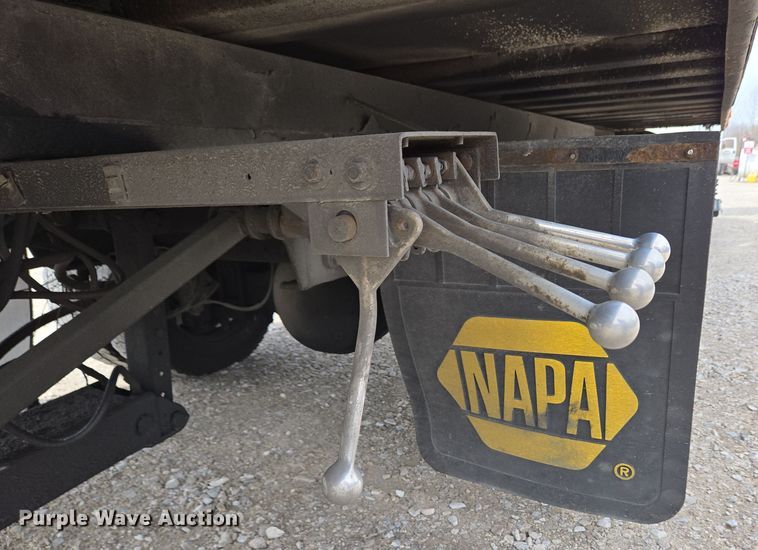 image for item EC4156 2004 Ford F650 Super Duty rollback truck