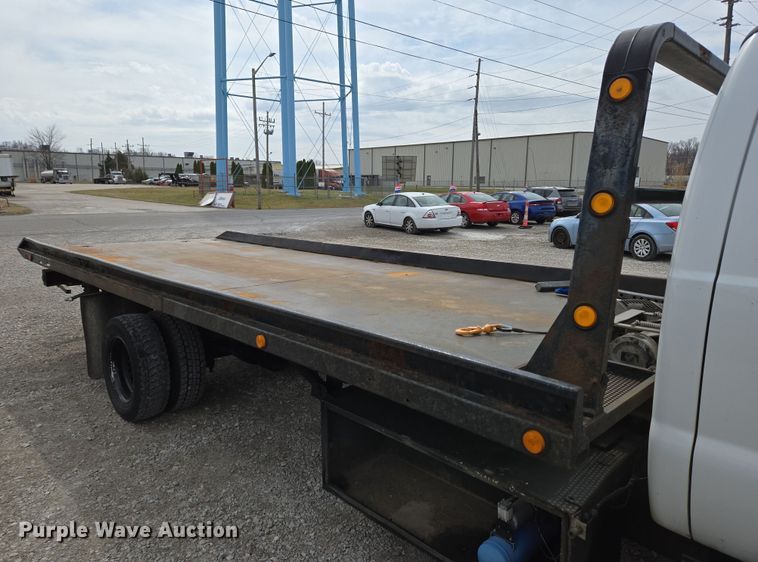 image for item EC4156 2004 Ford F650 Super Duty rollback truck