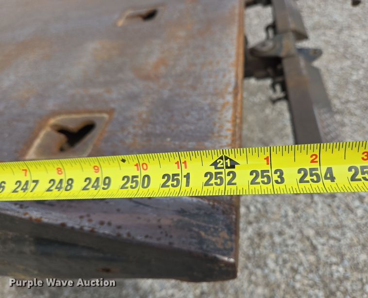 image for item EC4156 2004 Ford F650 Super Duty rollback truck