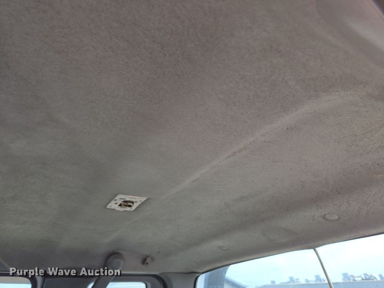 image for item EC4156 2004 Ford F650 Super Duty rollback truck