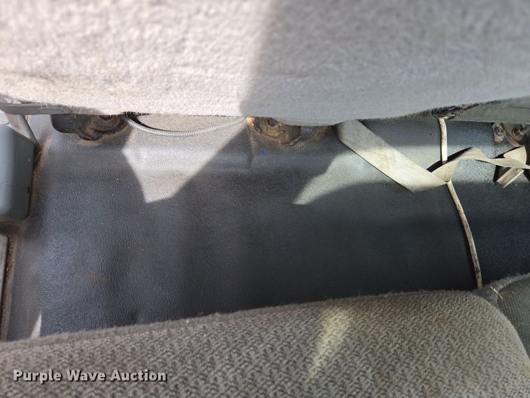 image for item EC4156 2004 Ford F650 Super Duty rollback truck