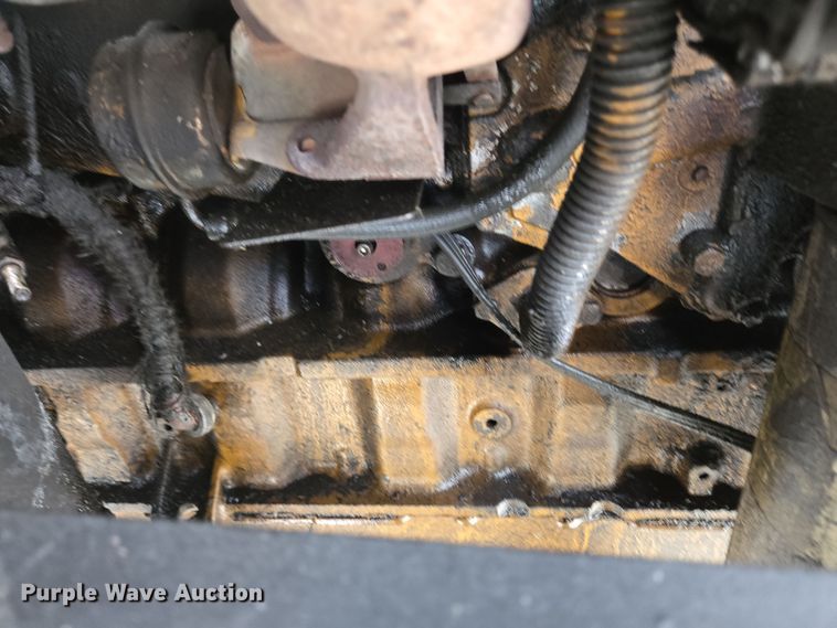 image for item EC4156 2004 Ford F650 Super Duty rollback truck