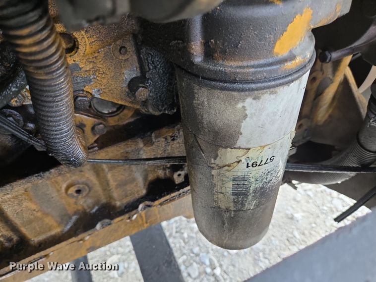 image for item EC4156 2004 Ford F650 Super Duty rollback truck