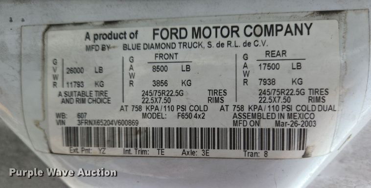 image for item EC4156 2004 Ford F650 Super Duty rollback truck