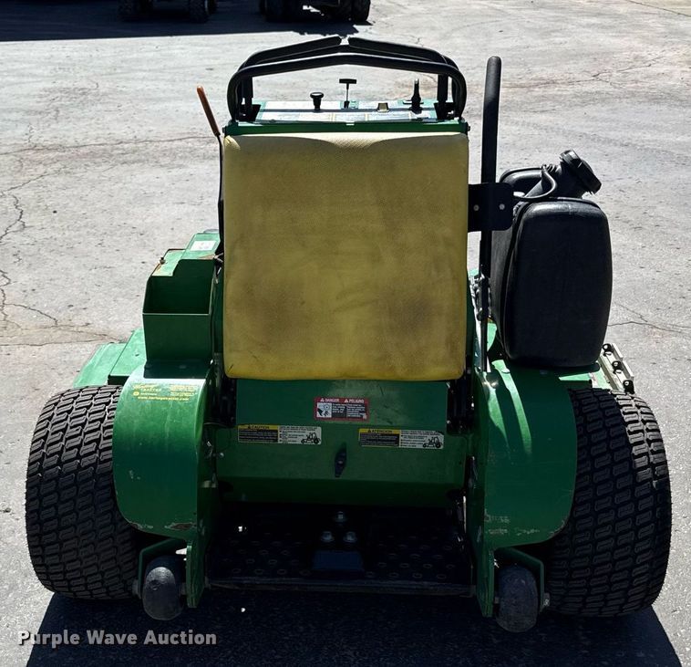 image for item ED4082 2017 John Deere 661R ZTR lawn mower