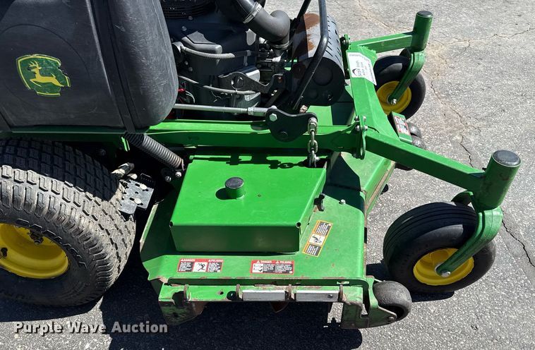 image for item ED4082 2017 John Deere 661R ZTR lawn mower