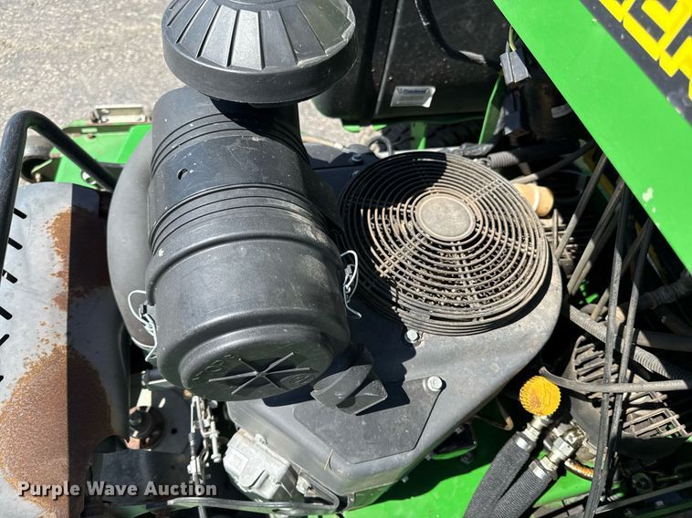 image for item ED4082 2017 John Deere 661R ZTR lawn mower