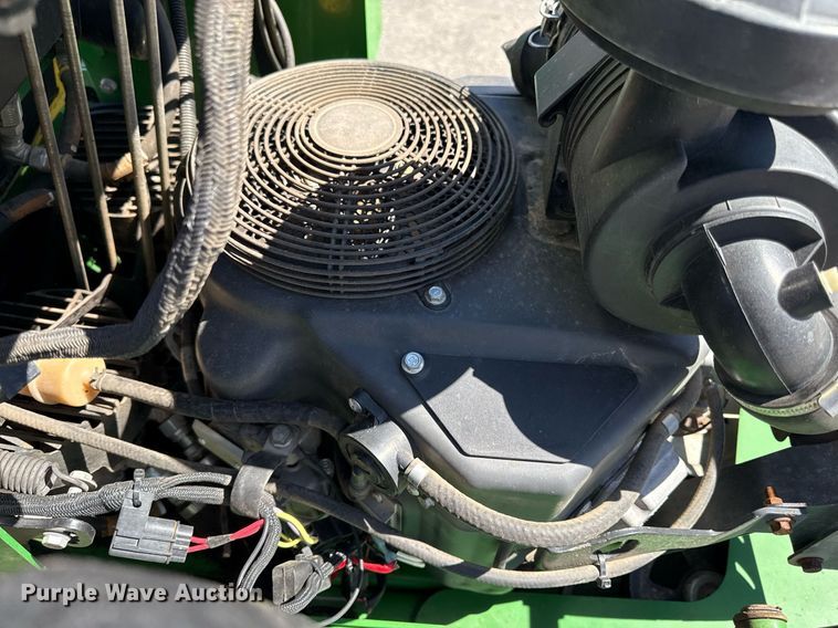 image for item ED4082 2017 John Deere 661R ZTR lawn mower